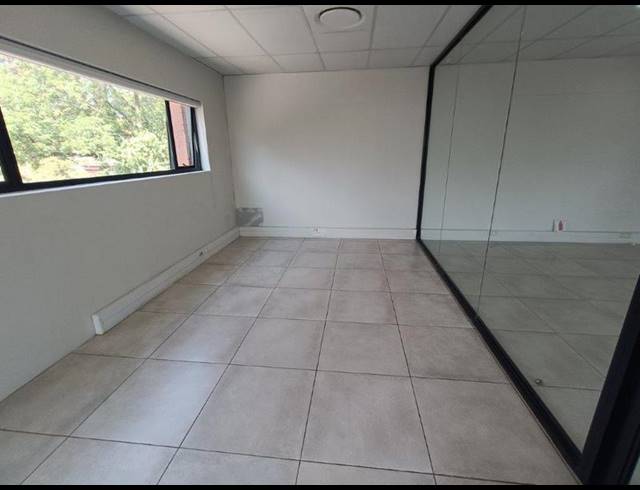 BUSINESS PROPERTY TO RENT IN HALFWAY HOUSE